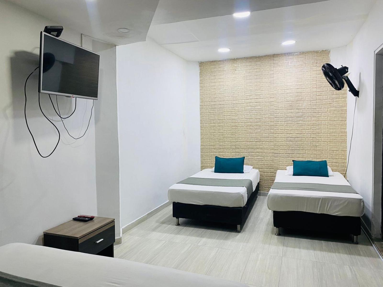 Hotel Tree House Medellín Extérieur photo