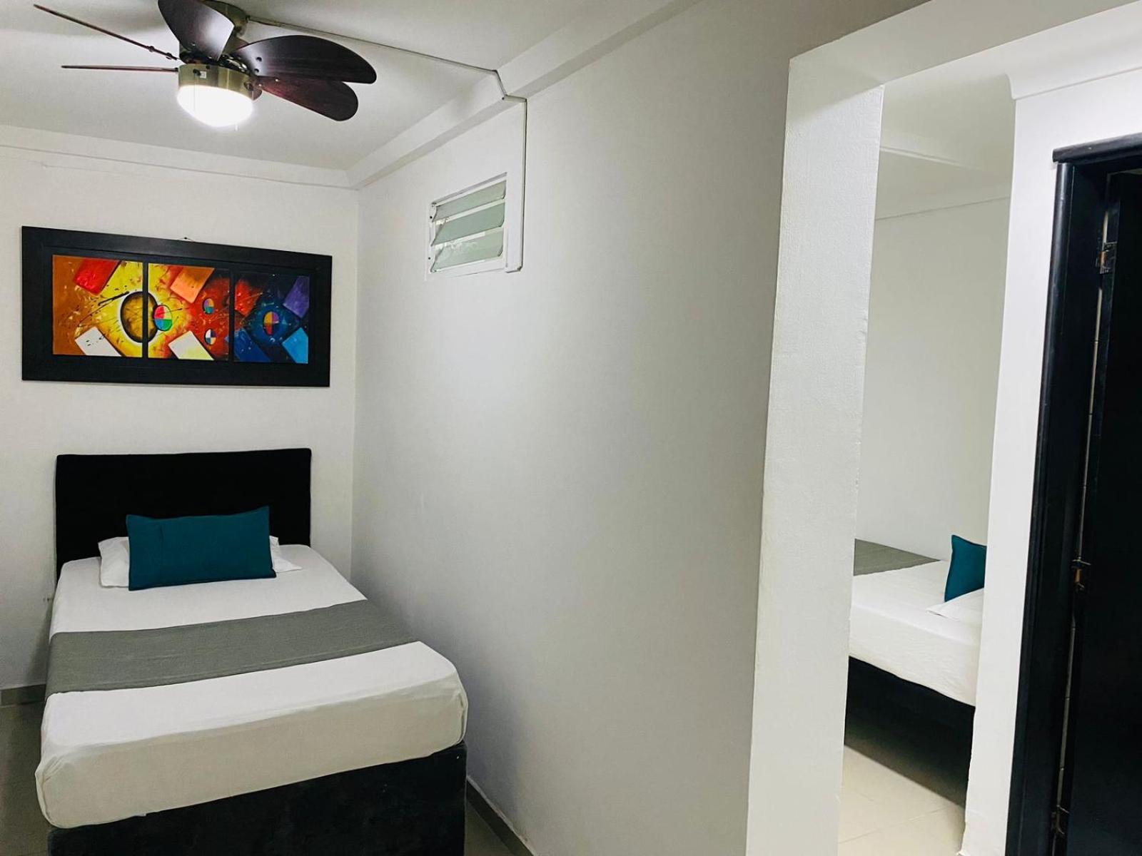 Hotel Tree House Medellín Extérieur photo
