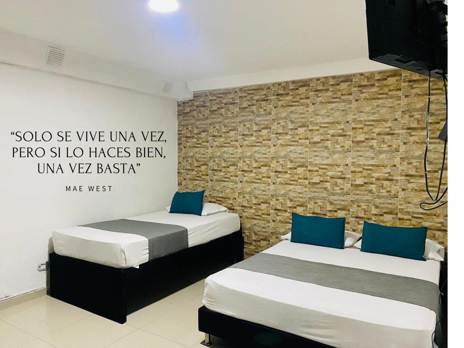 Hotel Tree House Medellín Extérieur photo